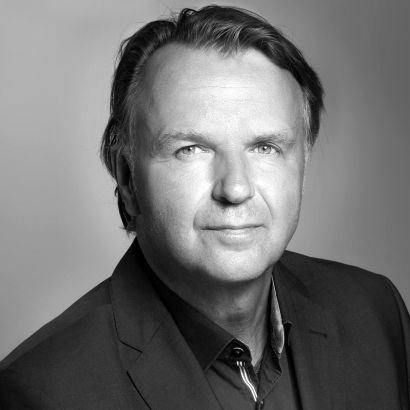Chief Executive Officer: Dipl.-Ing. Jörg Brunecker